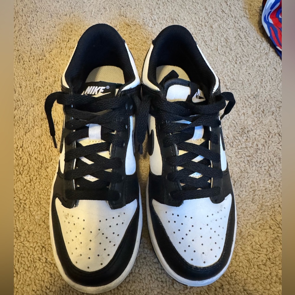 Nike low dunk pandas